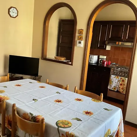 Appartamento Cento Girasoli *